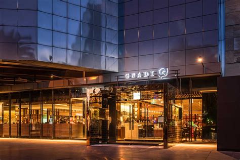 gradi crown southbank.